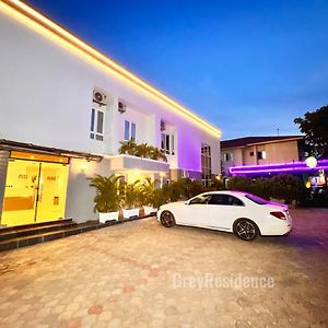 Grey Residence